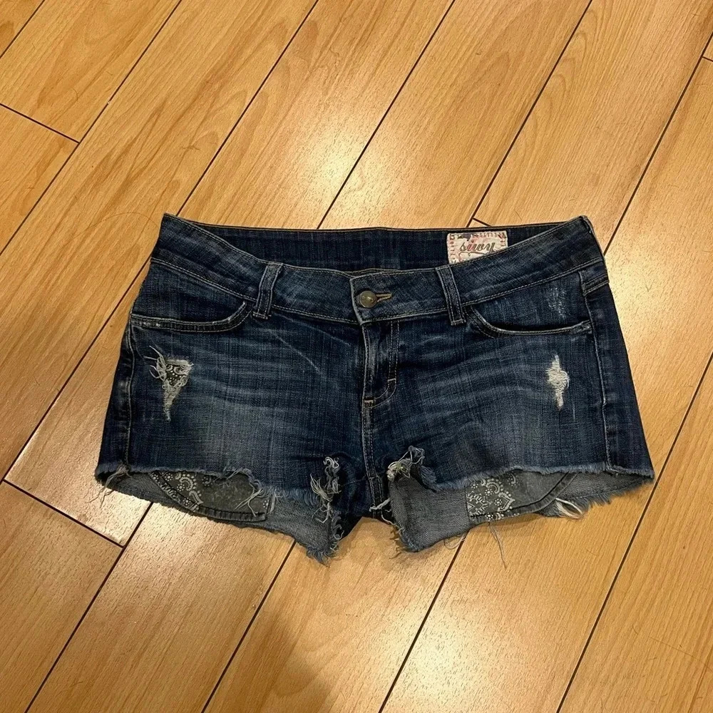 SIWY EUC Cutoff Denim Jean Shorts Stretch Bandana Pocket 28 - Picture 3 of 10